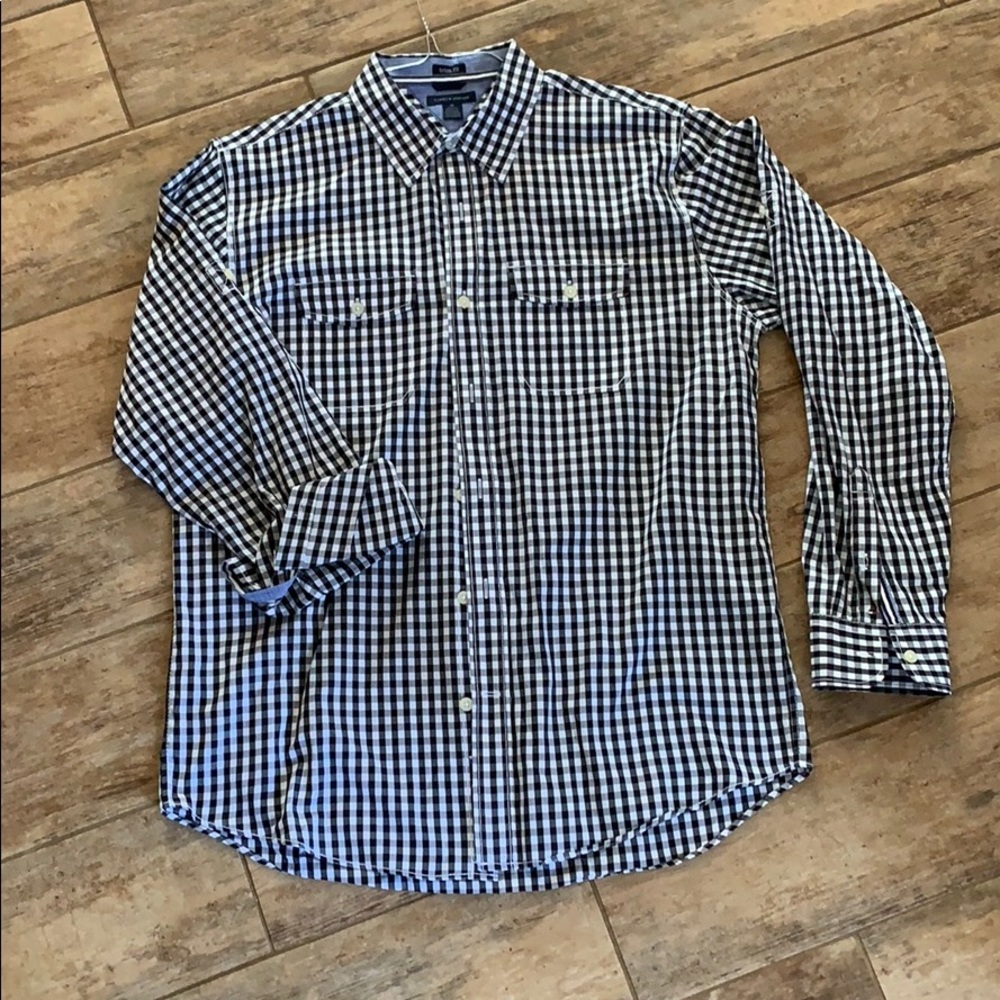 TOMMY HILFIGER BUTTON DOWN